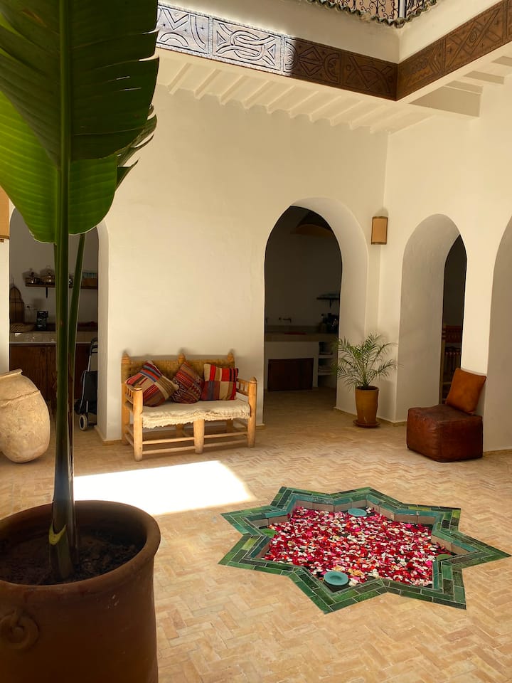 Riad Dans La Médina Avec Petit Déjeuner Inclus - Essaouira