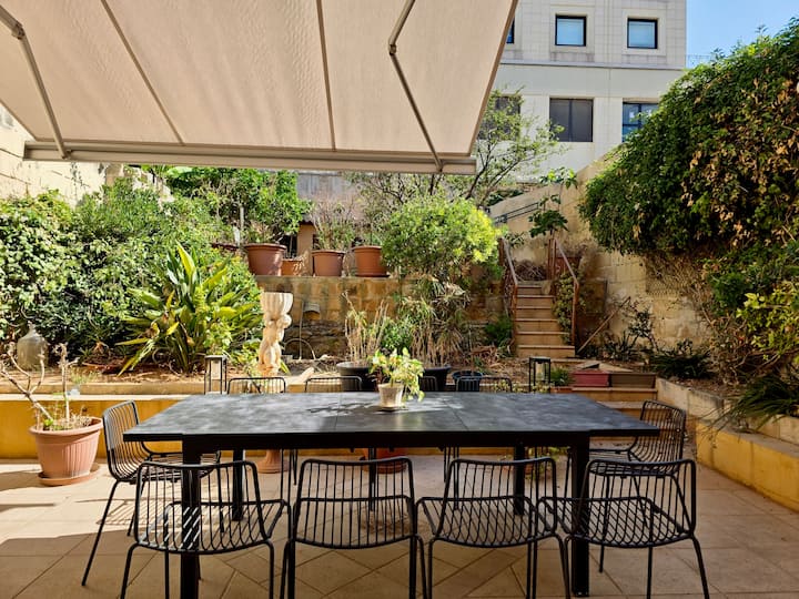 Charming House In Sliema /W Bbq, Near Promenade - Malta