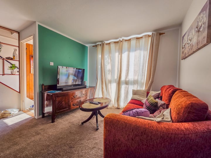 Cosy 2-bed House, Minutes From The Theatre - Chichester