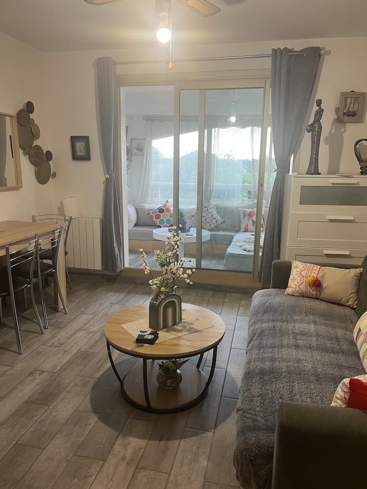 Studio Vacances à 50m De La Plage Largentière. - La Londe-les-Maures