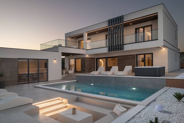 Adiloté Luxury Villa - Sukošan