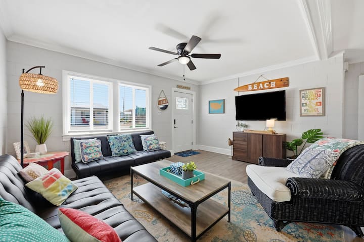 Hatfield's Hideaway- A Classic Ei Beach Cottage! - エメラルド・アイル, NC