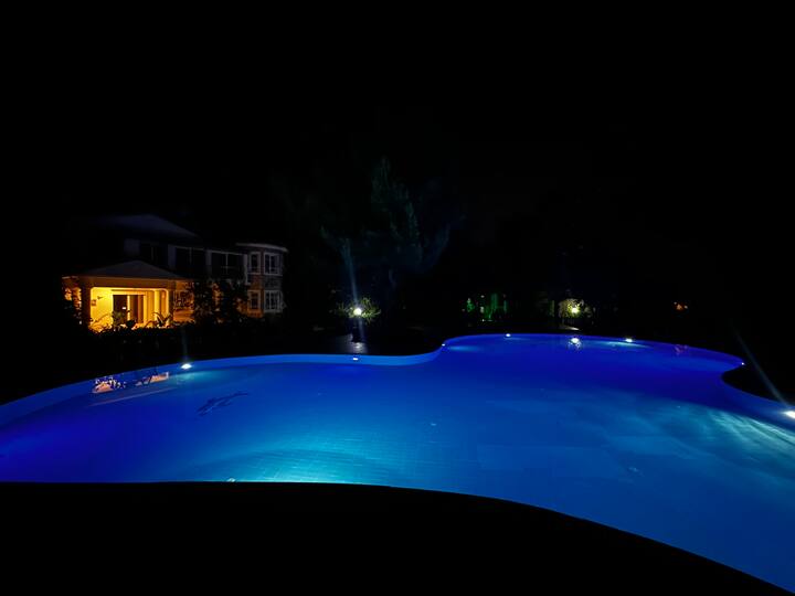 Villa Tatil Köyü Devasa Havuzlu Ormanda Tatil Köyü - Döşemealtı