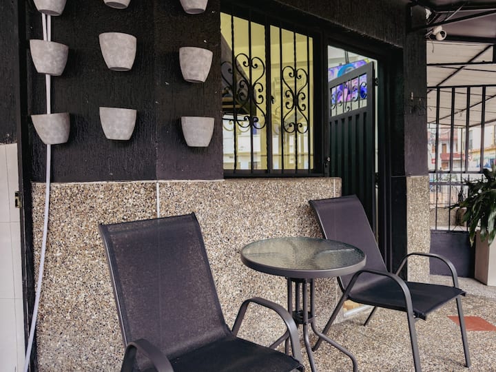 Habitación Privada: Ubicación Estratégica - Itagüí