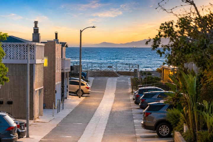 25% Off Sept 3-6, Amazing Location, Walk To Beach! - Ventura, CA