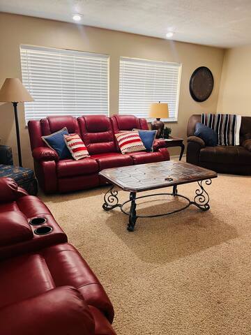 Palisades Vacation Getaways managed Airbnb listing 2