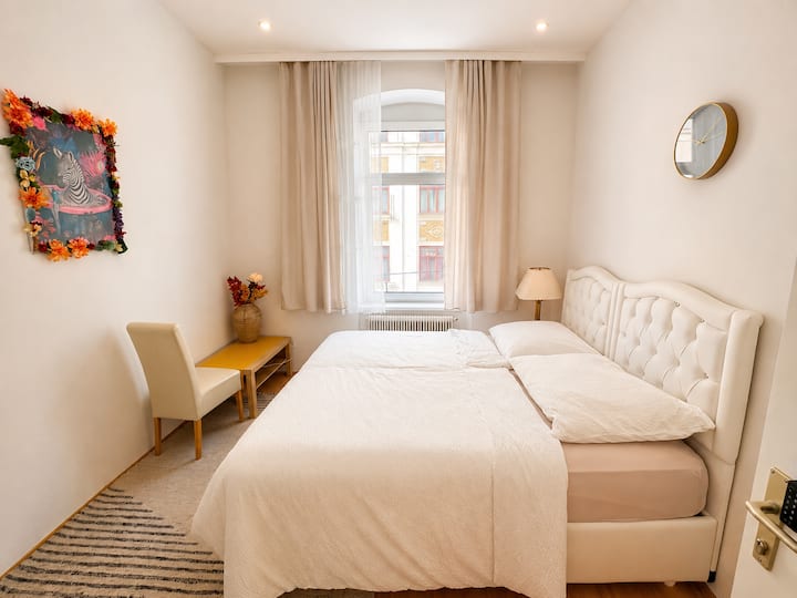 Zentrale Unterkunft Mit Frühstück Sauber & Günstig - Linz