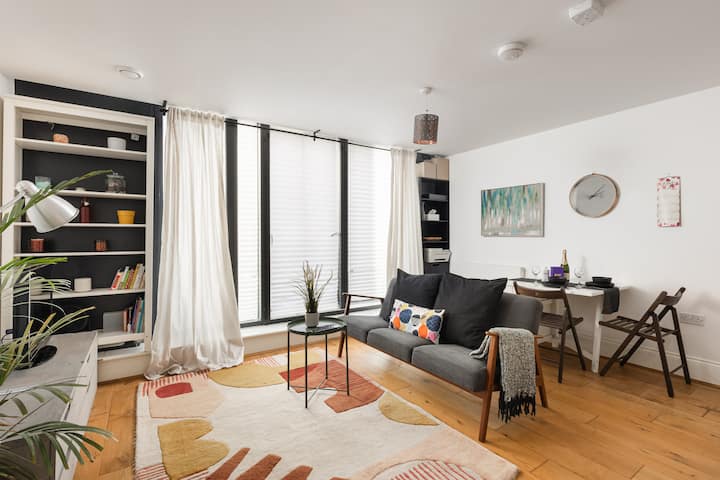 Comfy 1br Factory Loft W/ Balcony In Woolwich - Woolwich