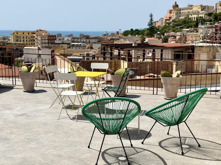 Rooftop In Centro Storico 4 Pax - Cagliari