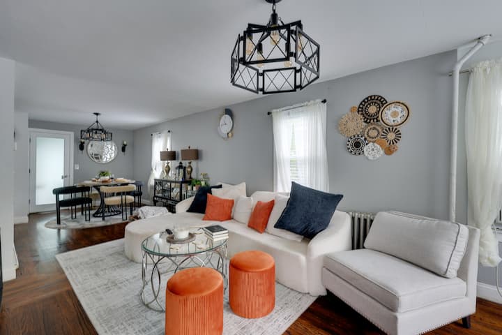 Rhode Island Family Retreat W/ Modern Interior! - Rhode Island