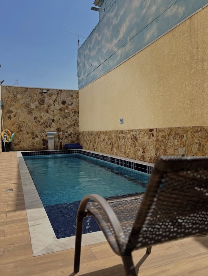 Espaço Com Piscina E ÁRea De Lazer - Poá
