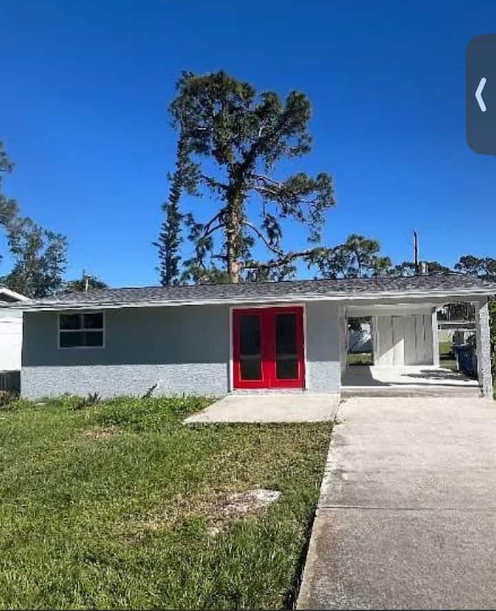 La Casa En Englewood - Englewood, FL
