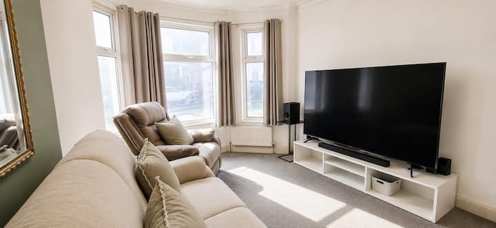 Family Home Near Beach|contractors Welcome|sleeps6 - Folkestone