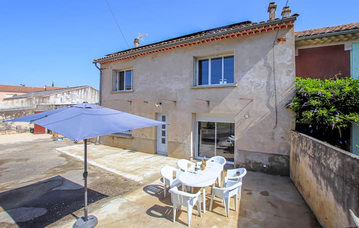 Awesome Home In St-just D'ardèche - Aiguèze