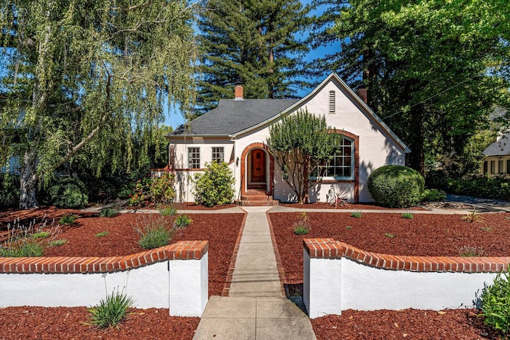 The Redwood Haven *30+ Day Rental* - Sonoma, CA