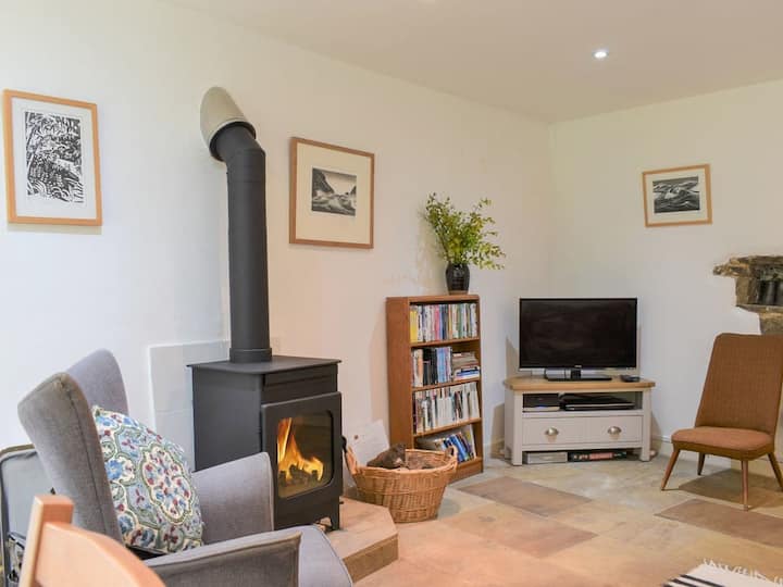 Entire Holiday Home In Hartland, Devon, Near Ocean - Clovelly
