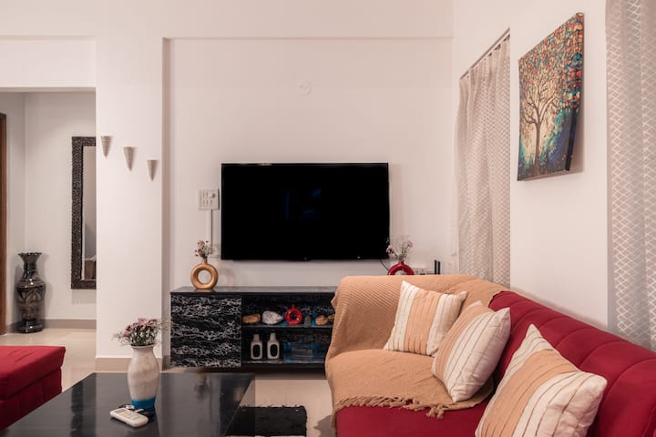 Living room image 4