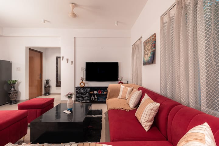Living room image 5