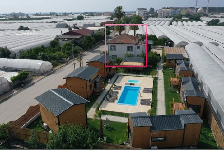 Havuzlu Evde 2 Kişilik Küçük Oda - Demre