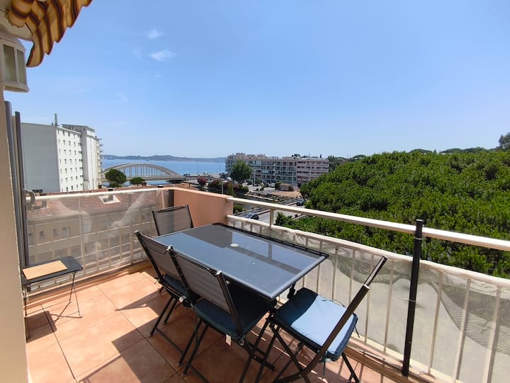 Le Riviera - Vue Mer - Sainte-Maxime