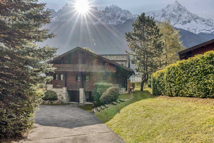 Ferme Du Savoy · Les Pieds Dans Le Massif - Courmayeur