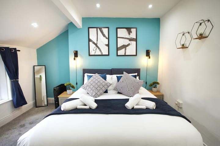 The Coastal Nest | Bright & Refined 2br + Wifi - Morecambe