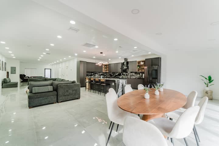 4br Pool Villa Near Wynwood & Design District - Miami, FL