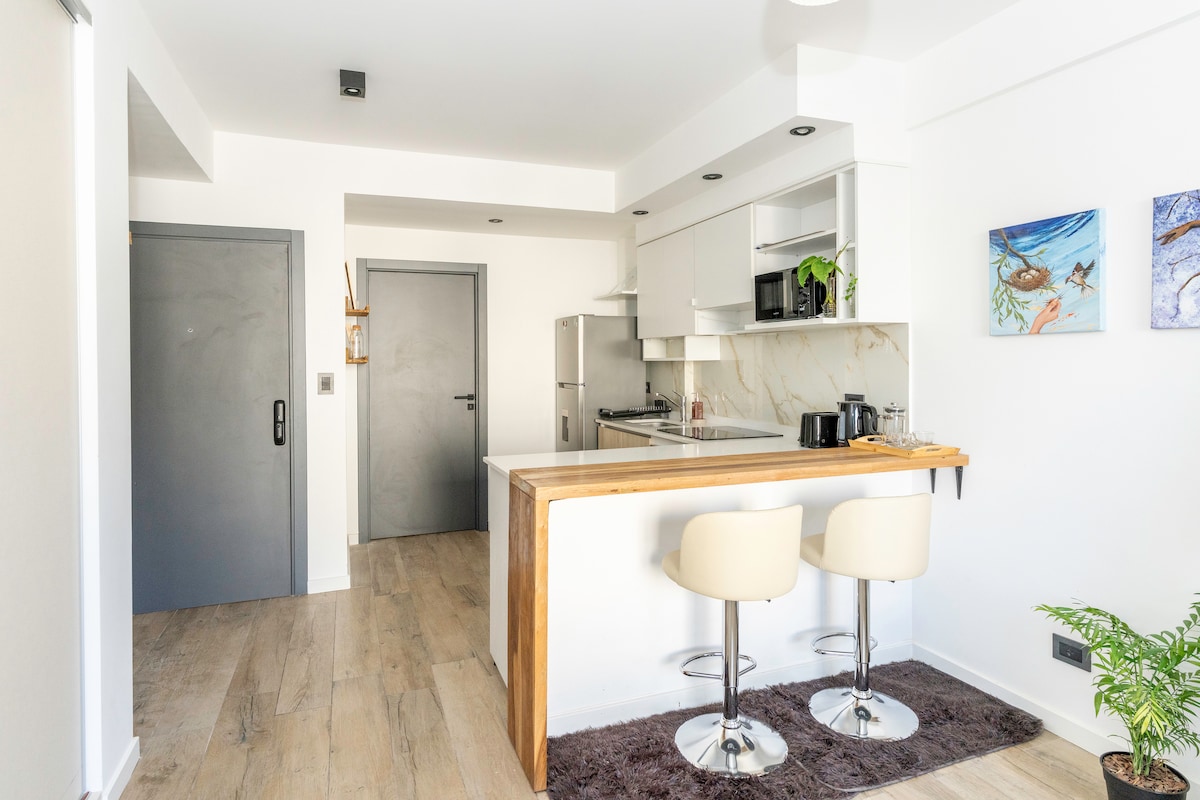 Studio en Villa Urquiza con balcón