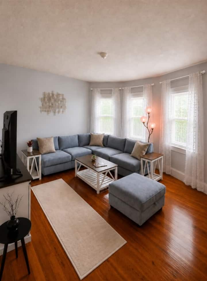 Prime Derby St 2 Bed Apartment Next To Salem Ferry - Salem, MA