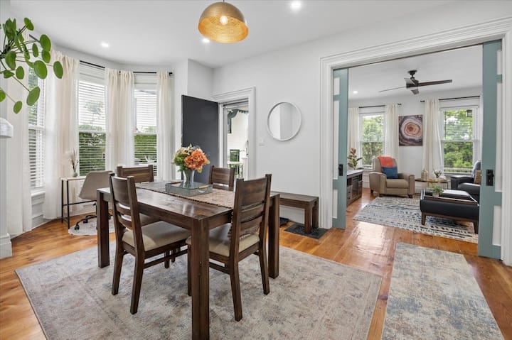 New Street Retreat | Walk To Main & Yard - Hudson