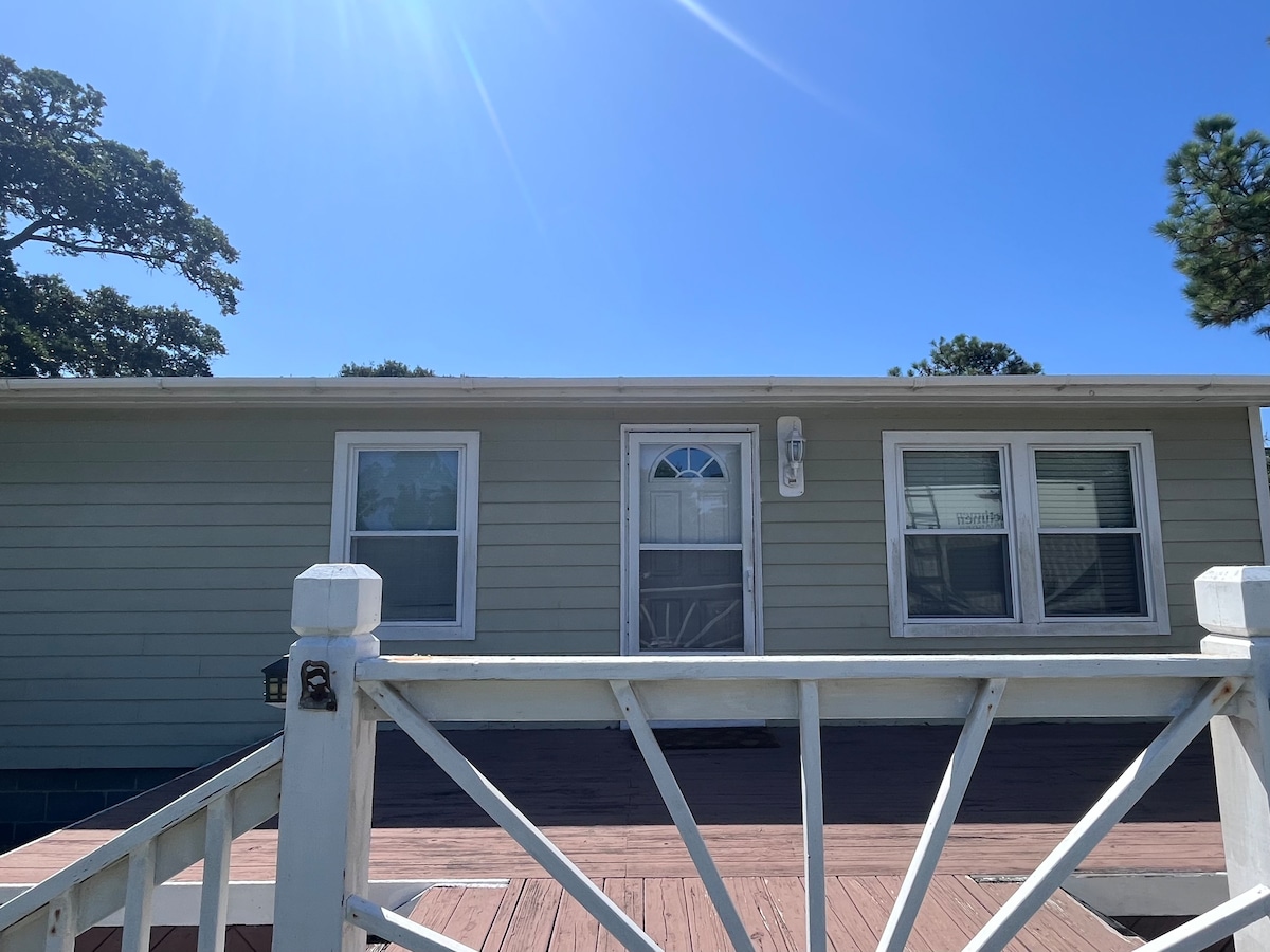 Frisco Friendly Bungalow