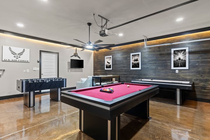 Usaf Themed Near Randolph Brooks Afb W/ Game Room - San Antonio
