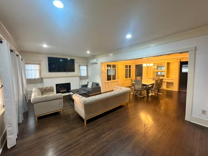 Spacious 6br Home Near Sofi Stadium, Lax & Dtla - Los Angeles, CA
