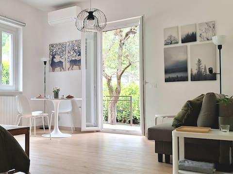 Proprietà Airbnb di successo: Il Giardinetto, a stone's throw from Lake Iseo a Riva Di Solto