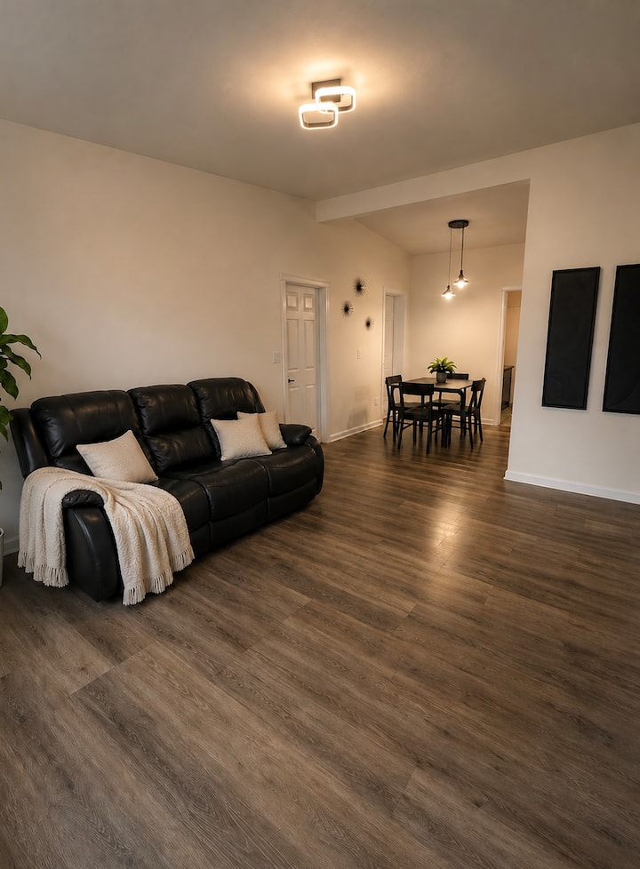 Cozy 2br Home In Central Brandon - Lithia Springs Park, Lithia