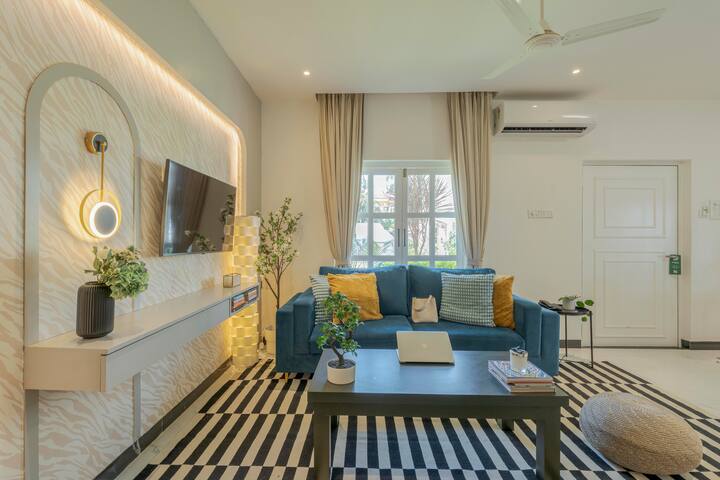 Living room image 3