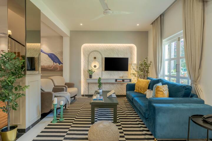 Living room image 2