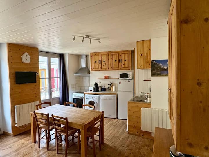 Appartement Lumineux, Au Calme - 8 Pers. - Cauterets