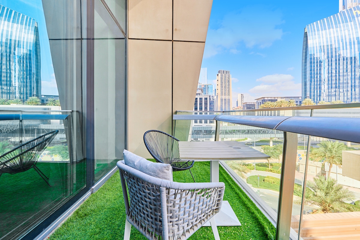 3 Bedroom Furnished Apartment | Burj Vista 26