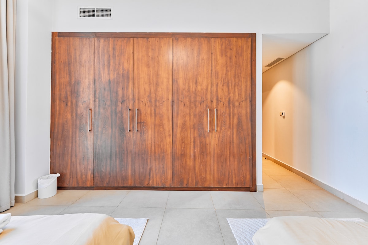 3 Bedroom Furnished Apartment | Burj Vista 12
