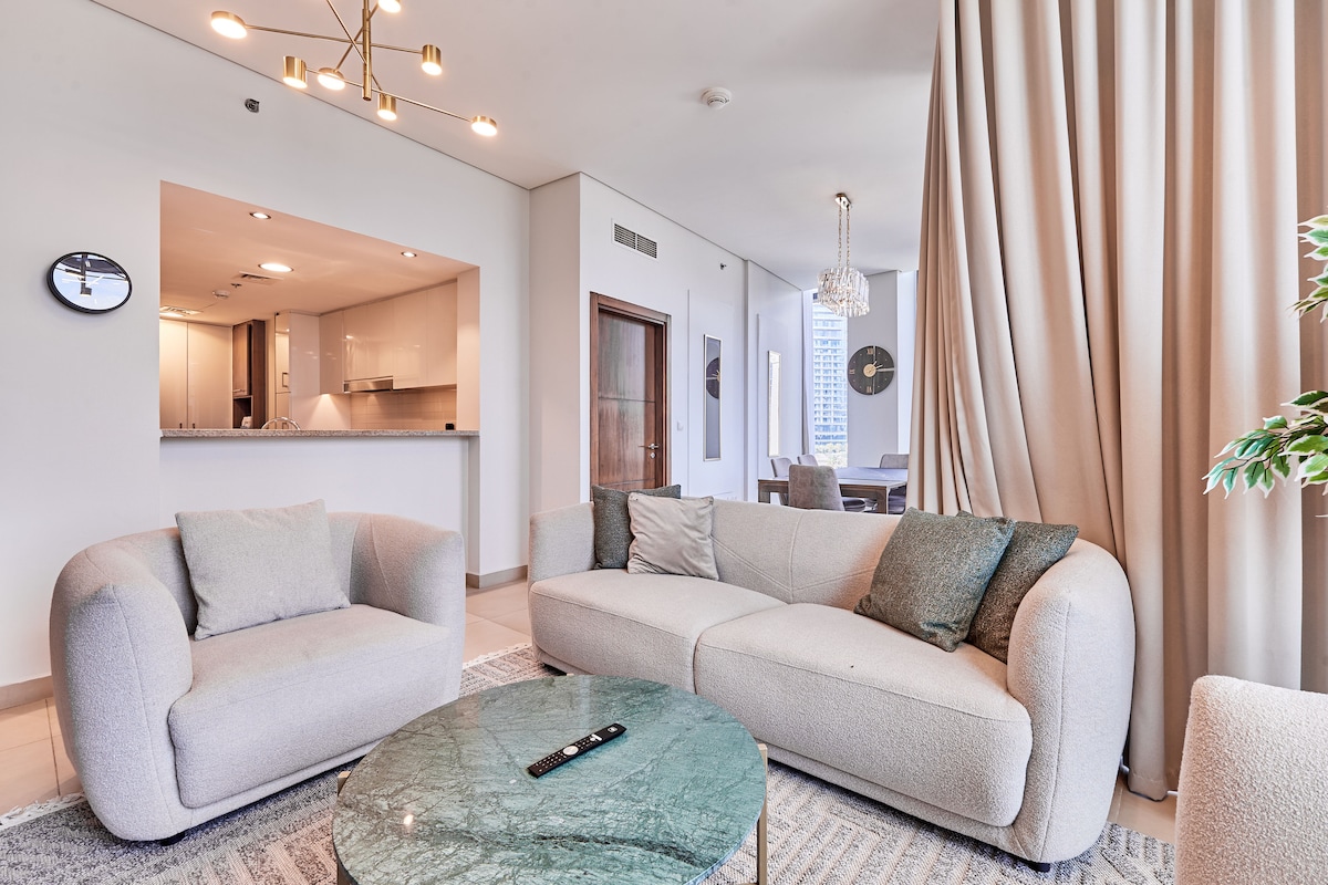 3 Bedroom Furnished Apartment | Burj Vista 7