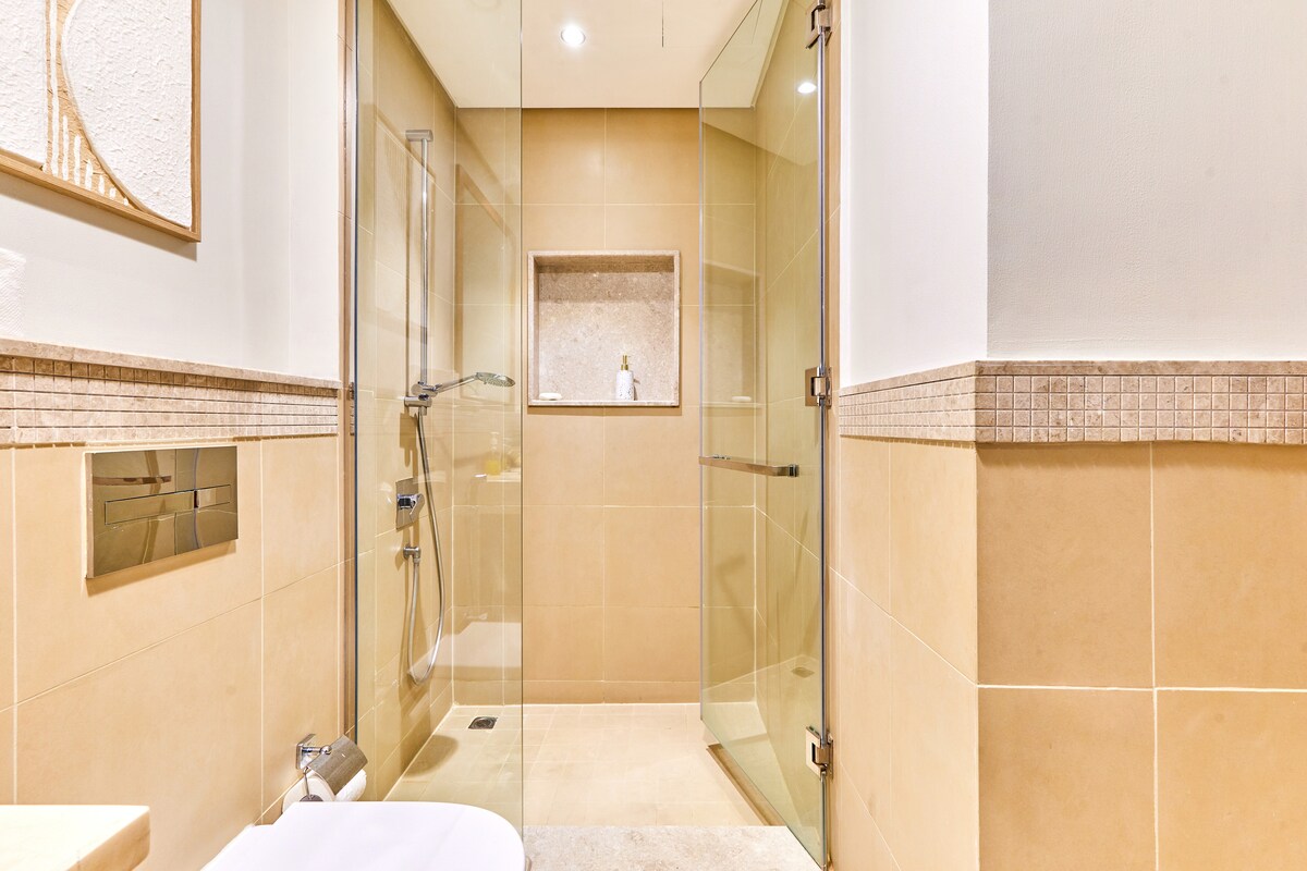 3 Bedroom Furnished Apartment | Burj Vista 13