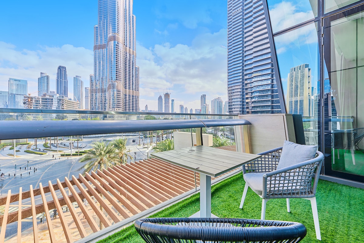 3 Bedroom Furnished Apartment | Burj Vista 3