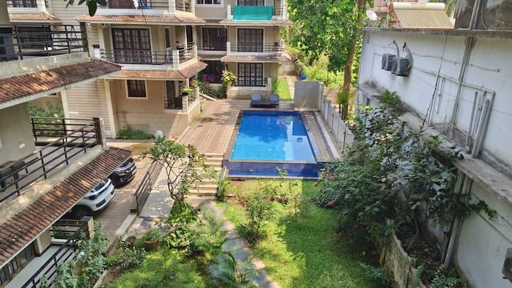 2bhk Woodside | Pool | Kitchen | Near Baga River - Goa