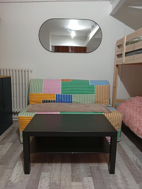 Annonce Airbnb populaire: New studio with garden • Parking • Paris/Disney à Chelles