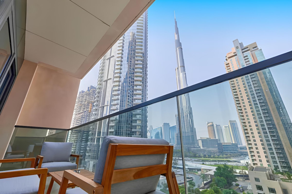 2 Bedroom Furnished Apartment with Burj Khalifa View · III 4