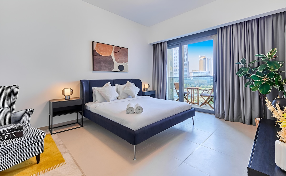 2 Bedroom Furnished Apartment with Burj Khalifa View · III 5
