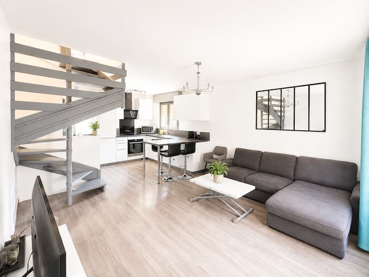 M079 T4 Duplex Très Moderne Avec Balcon - Annemasse