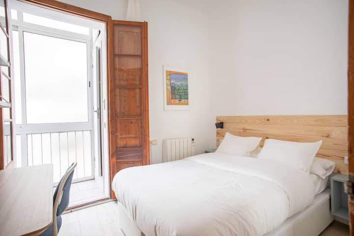 2 Bedroom Flat Only For Summer / Monthly - Barcelona