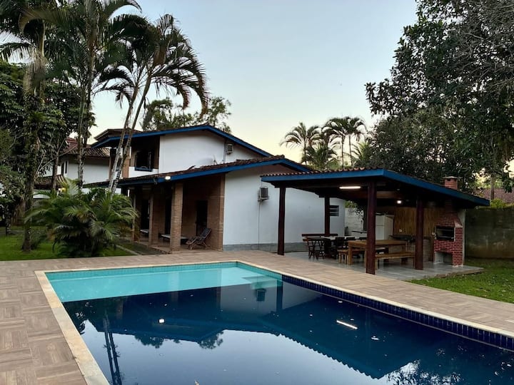 Country-style House/pool, Only 50m From The Beach. - Ubatuba